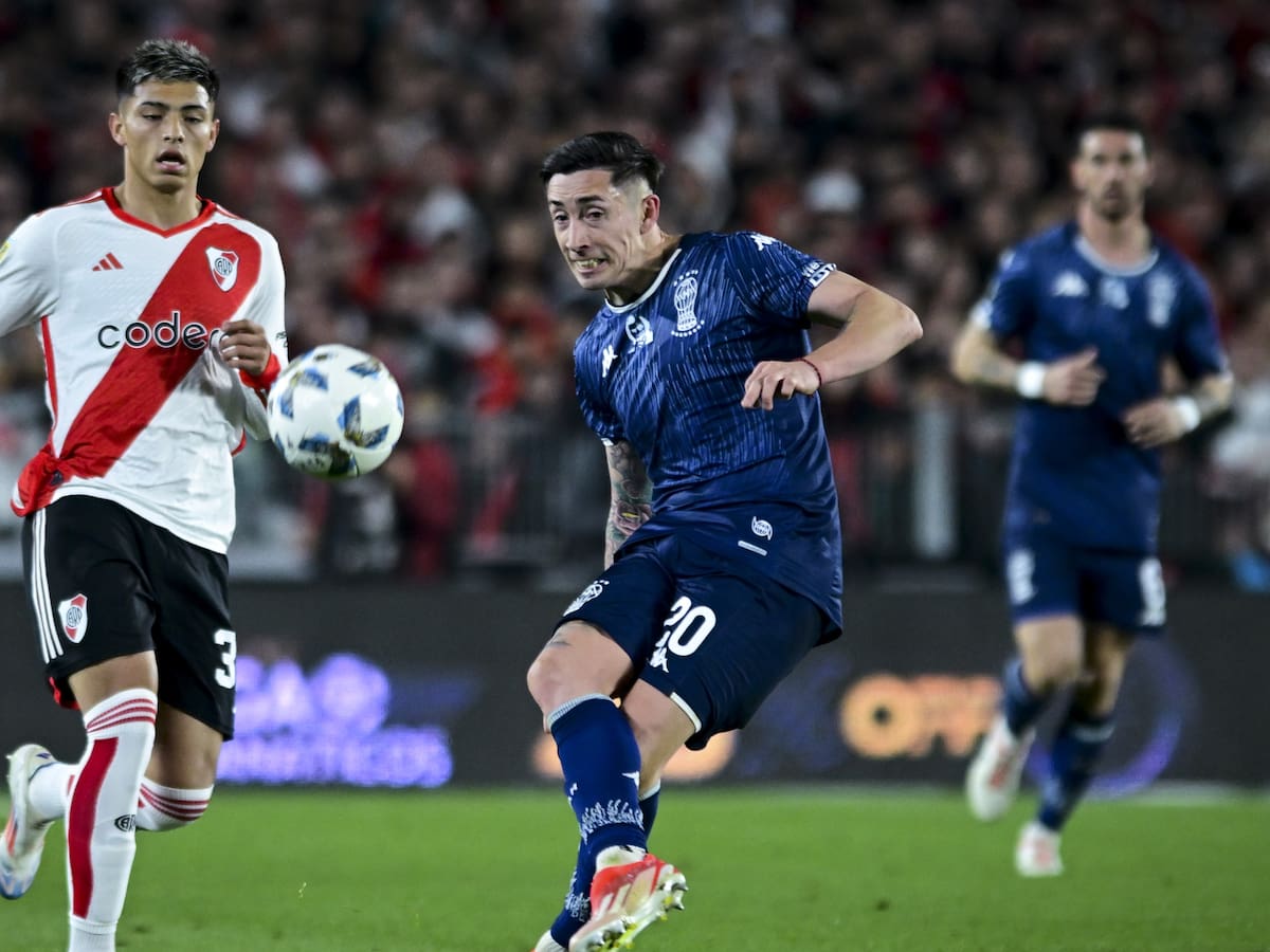 La millonaria cifra que pide Huracán por Rodrigo Echeverría: chileno sería pretendido por un grande de Argentina