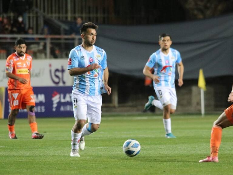 Cobreloa tumbó al líder Magallanes en Calama y sigue soñando con el ascenso a Primera División