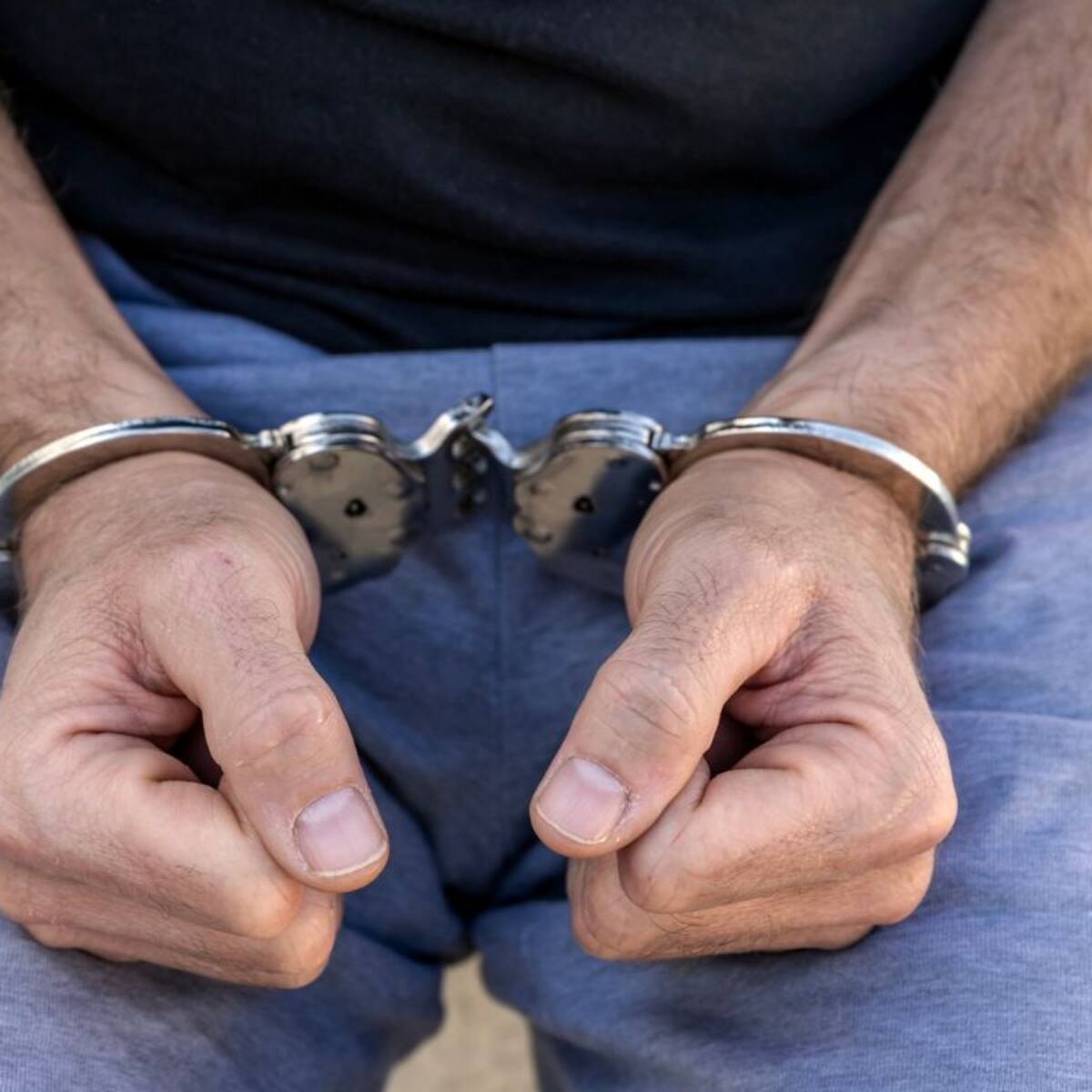Detienen a dos personas por red de delivery de drogas en Peñaflor: coordinaban ventas por WhatsApp