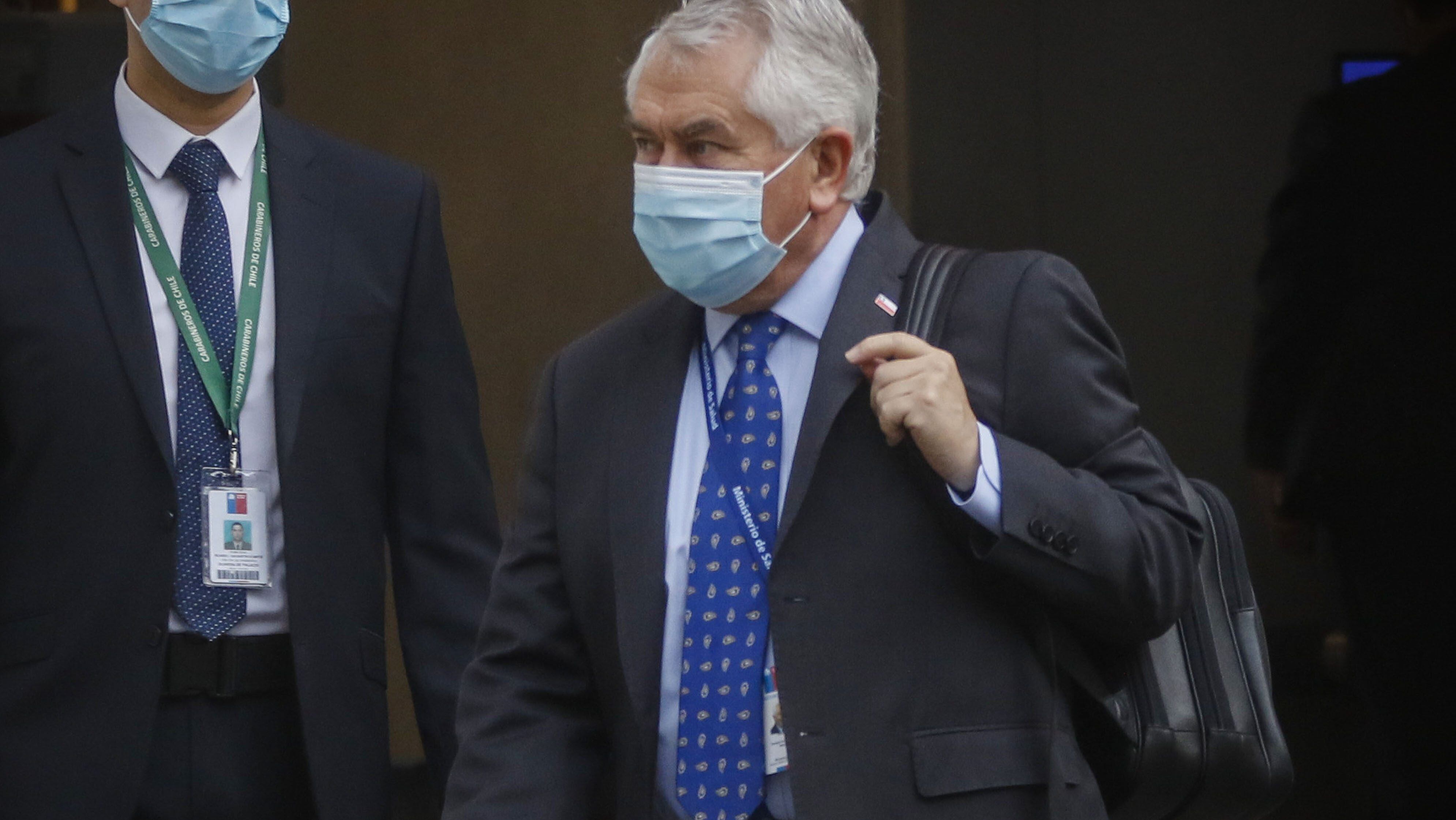 Ministro Paris tras incautación de correos electrónicos