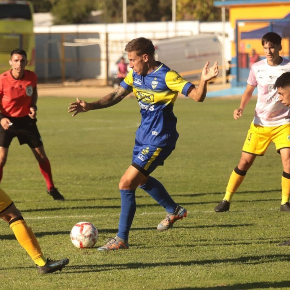 Club chileno pide postergar uno de sus partidos por grave crisis institucional