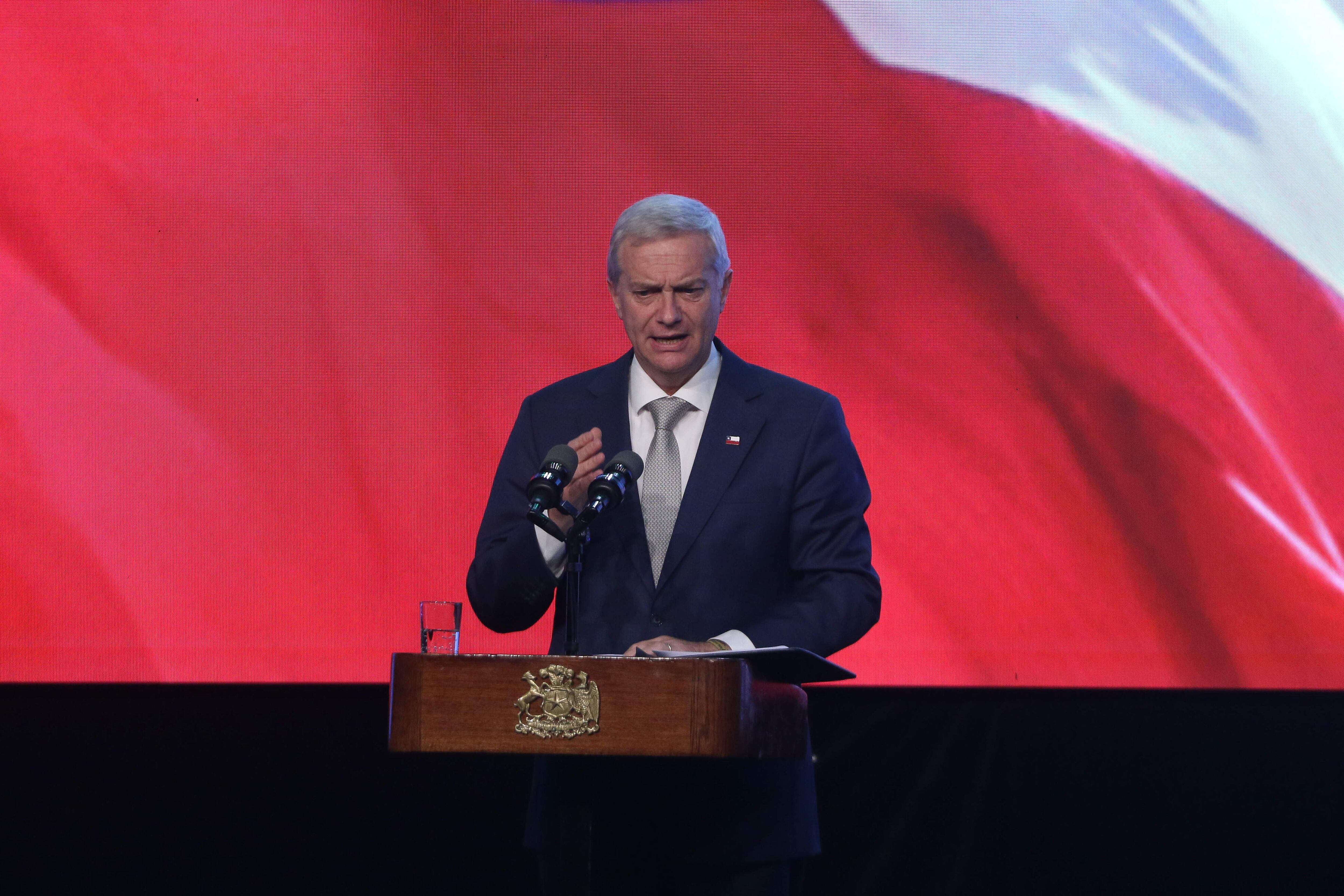 Presidente Kast defiende su estilo de liderazgo: “Yo no vivo de las encuestas, y eso marca una diferencia”