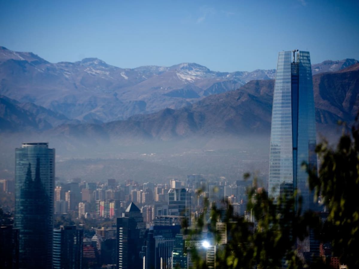 Tercer día consecutivo bajo Alerta Ambiental en Santiago: estas son las restricciones para hoy jueves 4 de junio
