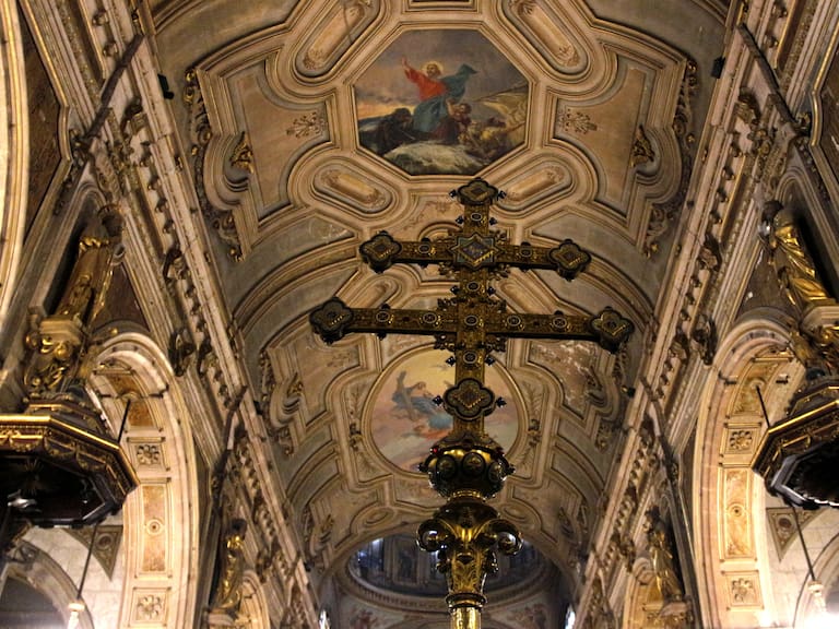 14 de Abril de 2019/SANTIAGO
Miles se feligreses se reunen este domingo de ramo en la Catedral de Santiago para dar inicio a las actividades de Semana Santa.
FOTO: AILEN DÍAZ/AGENCIAUNO