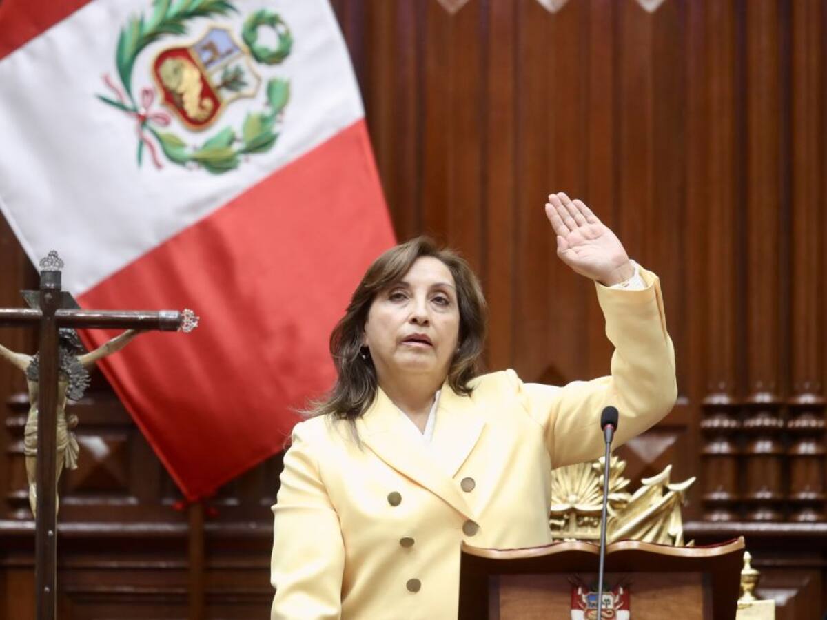 Fiscalía de Perú presenta denuncia constitucional contra presidenta Dina Boluarte por “Rolexgate”