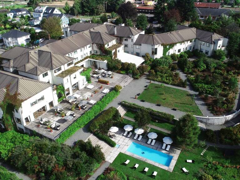 Emblemático hotel del sur de Chile cerrará sus puertas: tienen deuda de $978 millones y ya despidieron personal