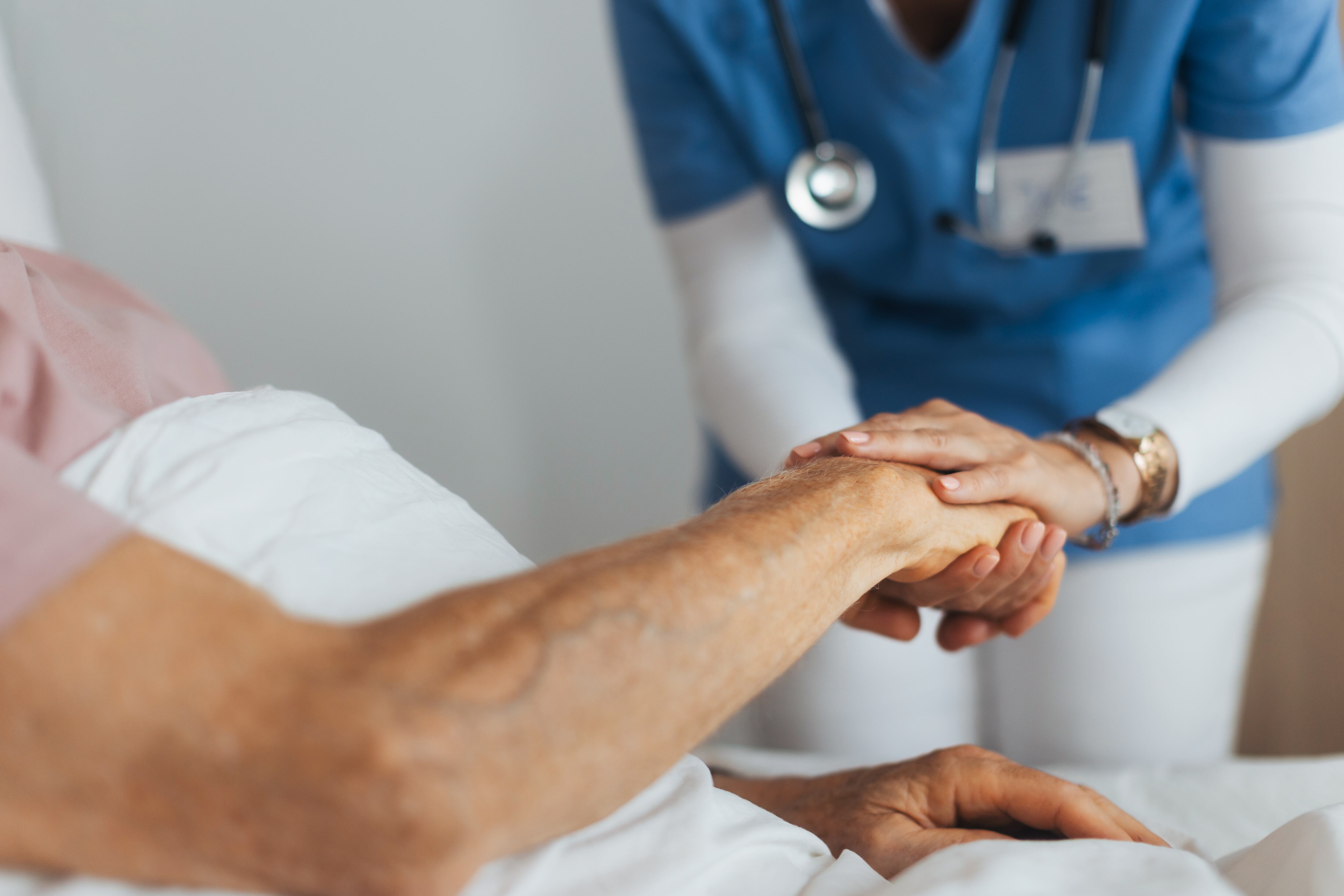 Mujer hospitalizada