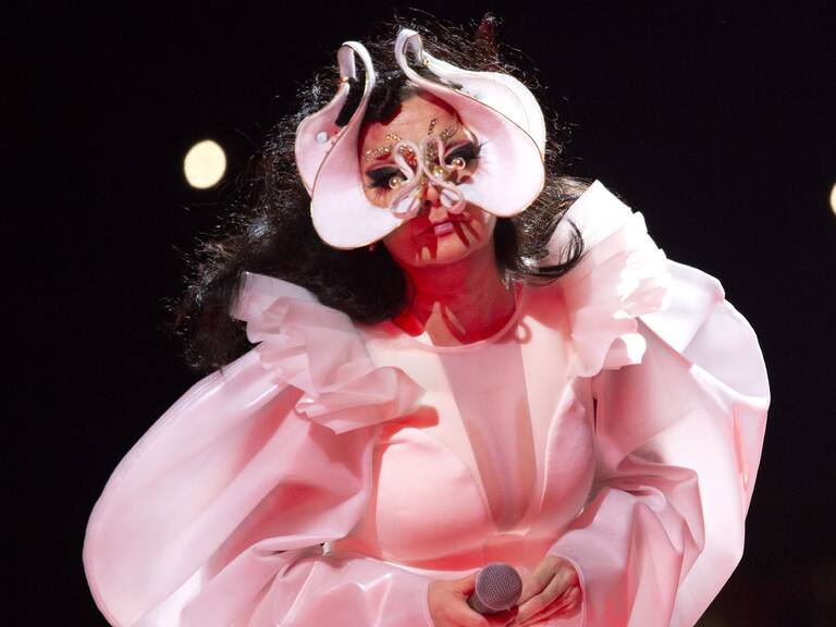 Podrá ser visto en todo el mundo: Björk anunció su regreso a los escenarios con tres shows en Islandia