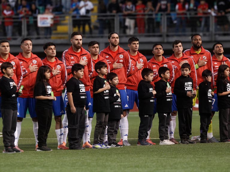 Revelan modelo retro de la camiseta de Chile: incluye cambio de escudo en La Roja