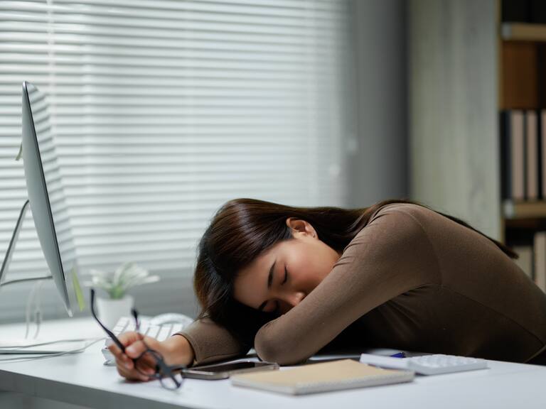 “Bajón post-18″: Cómo retomar la rutina después de Fiestas Patrias, según la psicología