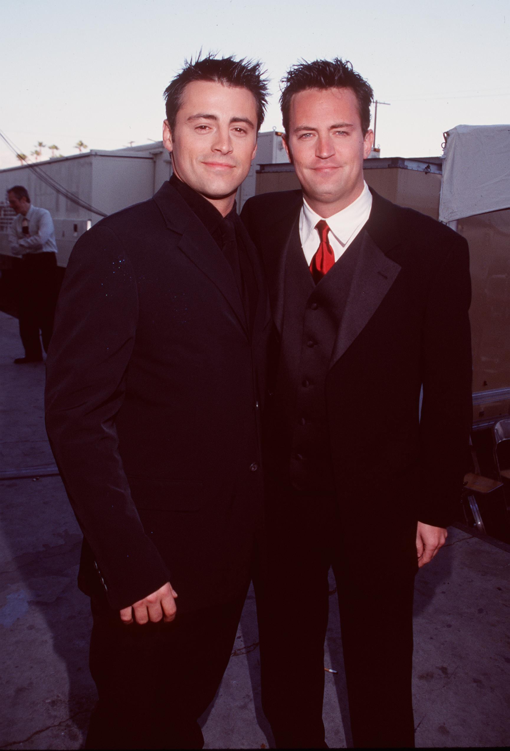 Matt LeBlanc y Matthew Perry at the 5° SAG Award. 3/7/99 Los Angeles, CA.