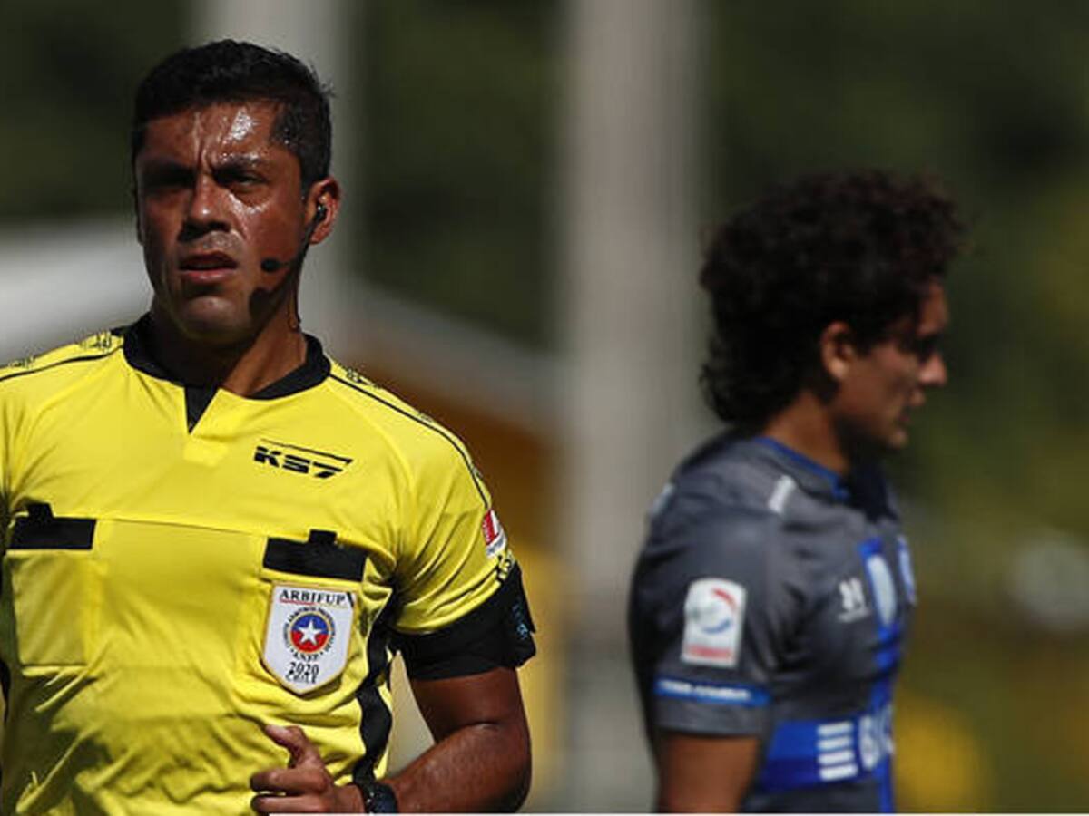 Nicolás Gamboa fue designado para dirigir el clásico universitario por los cuartos de final de la Copa Chile