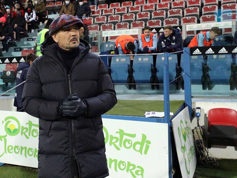 Sinisa Mihajlovic, sobre el recuperado Gary Medel: "Quizás lo hago entrar 15 minutos ante Nápoli"