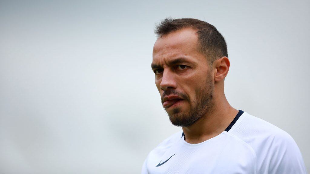 MEXICO CITY, MEXICO - SEPTEMBER 10: Marcelo Diaz of Pumas reacts during the 8th round match between Pumas UNAM and Tijuana as part of the Torneo Apertura 2017 Liga MX at Olimpico Universitario Stadium on September 10, 2017 in Mexico City, Mexico. (Photo by Hector Vivas/Getty Images)