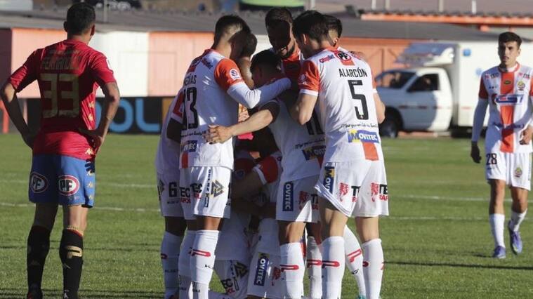 Cobresal se impuso ante Unión Española y sigue soñando con disputar la Copa Libertadores 2023