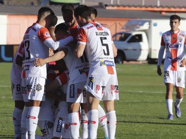 Cobresal se impuso ante Unión Española y sigue soñando con disputar la Copa Libertadores 2023