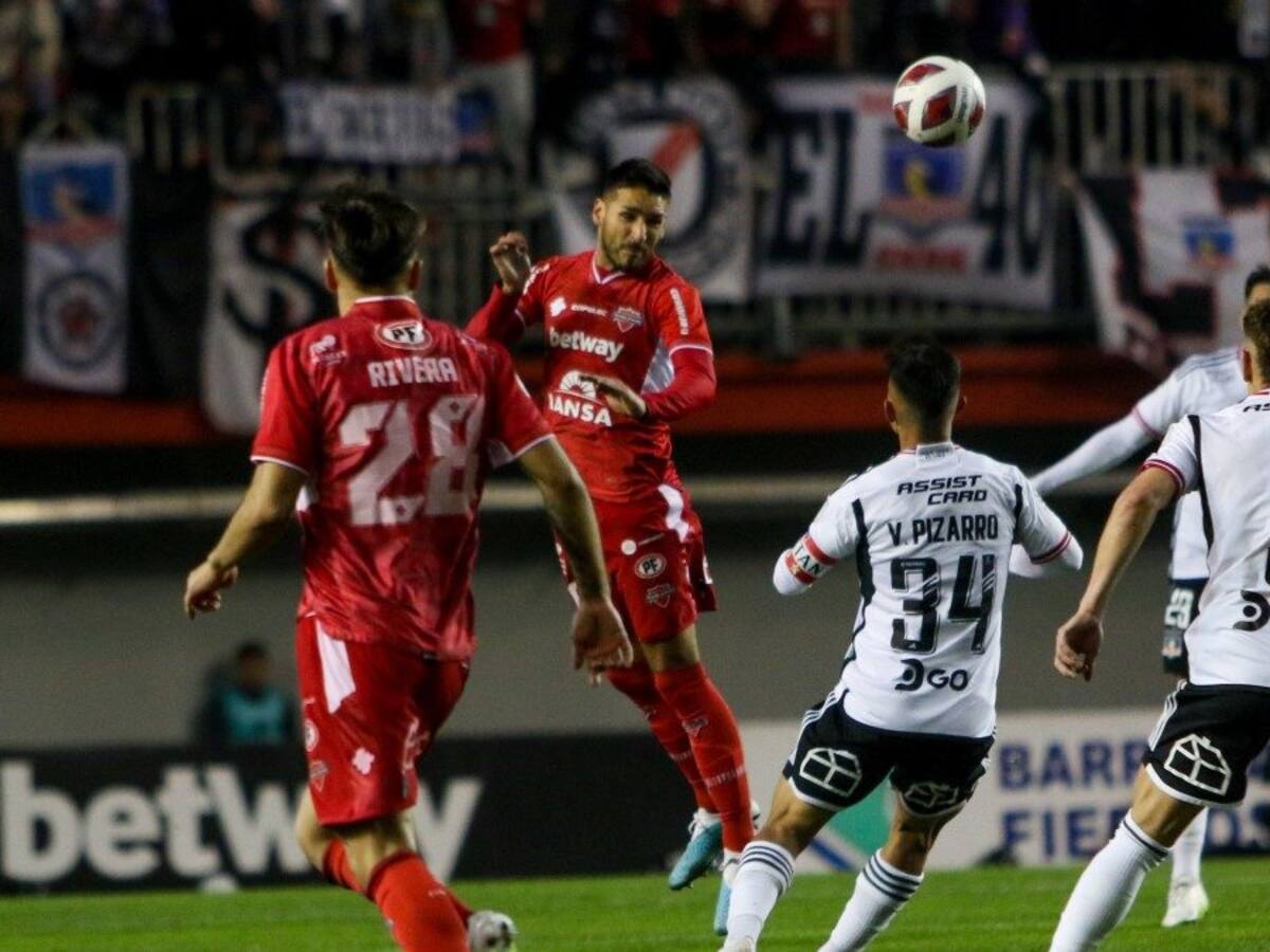 RESUMEN | Ñublense y Colo Colo no pasaron del empate sin goles en Chillán