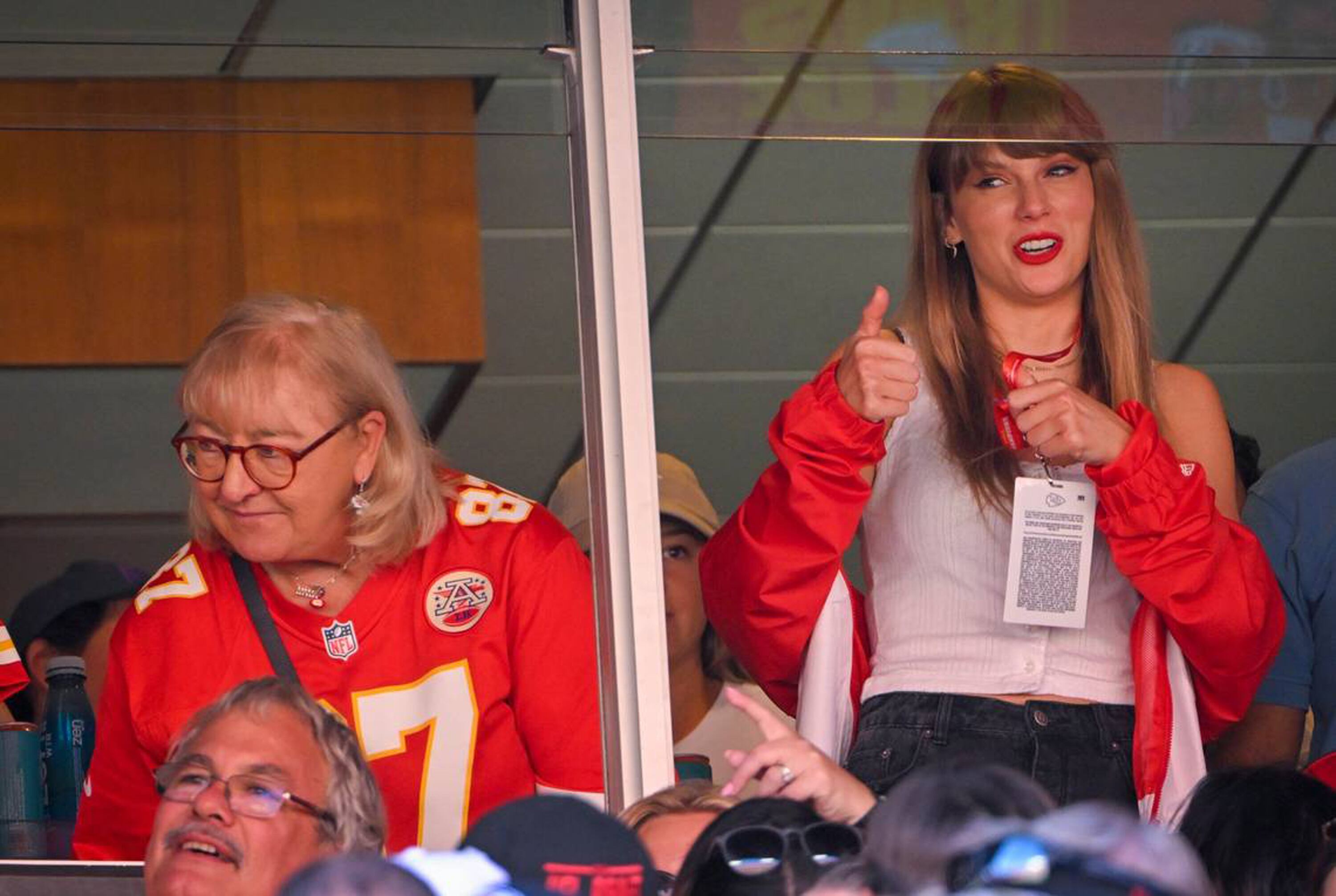 Taylor Swift en un partido de los Chiefs en el Stadium en Kansas City / Getty Images