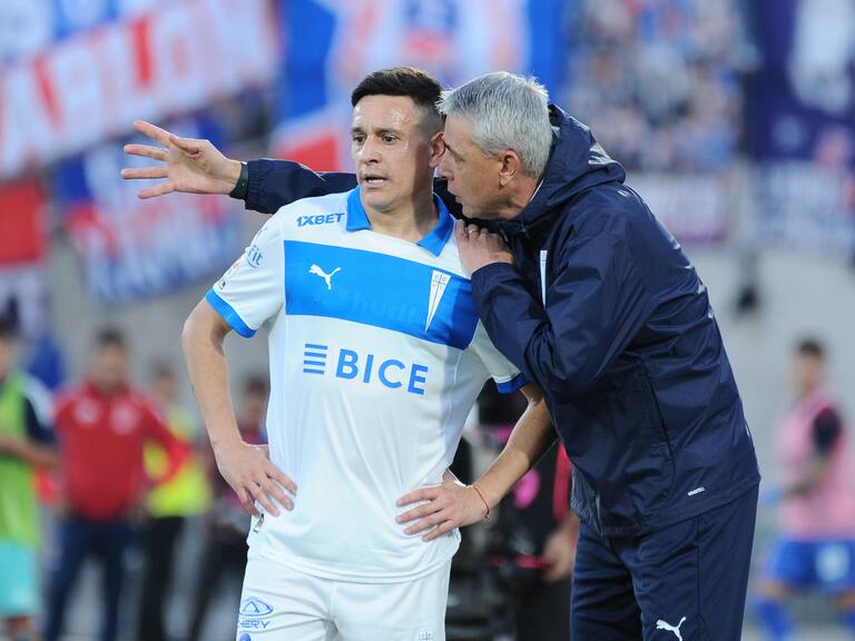 Tiago Nunes busca el lado positivo tras la derrota en el Clásico Universitario: “Estoy bastante satisfecho con el rendimiento de mi equipo”