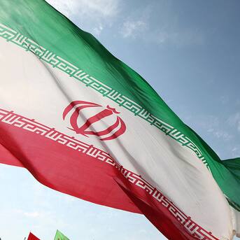Con “armas no usadas” hasta ahora: Irán amenaza con responder en “segundos” a Israel en caso de represalias