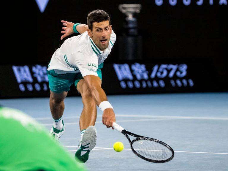 Atento Djokovic: tenistas no vacunados contra el covid-19 no podrán jugar el Abierto de Australia