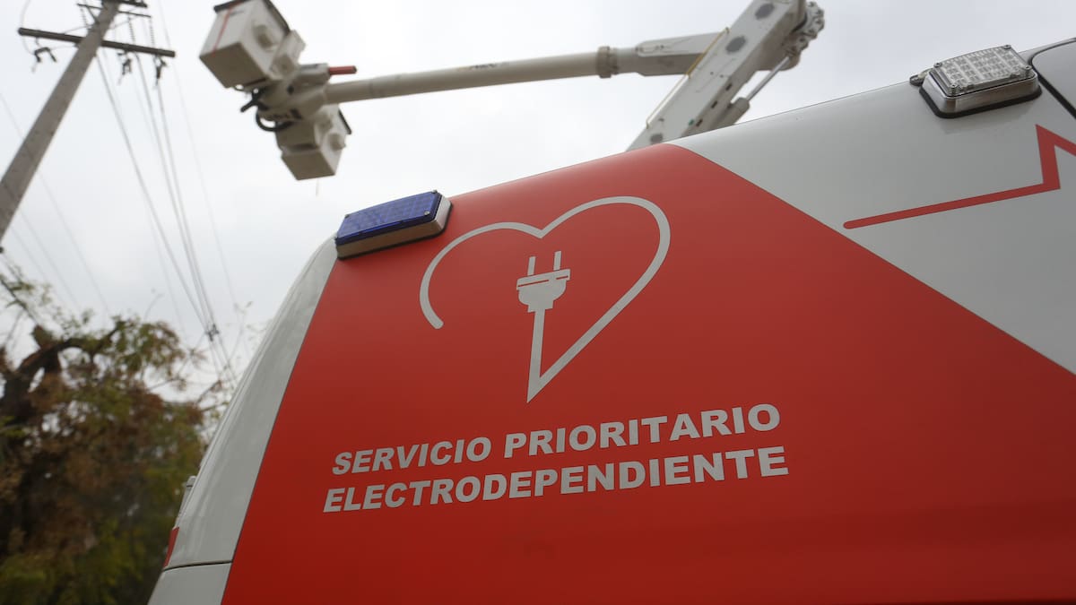 Corte Suprema anula exigencia a empresas eléctricas de entregar equipos permanentes a pacientes electrodependientes