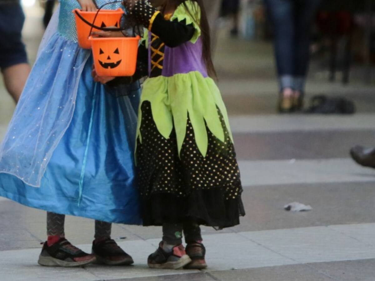 Hombre es detenido por abuso sexual contra una menor de 8 años que pedía dulces en Halloween