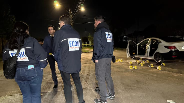 Volcamiento deja una persona grave y provoca cortes de tránsito en Ruta 5 al sur en Lo Espejo