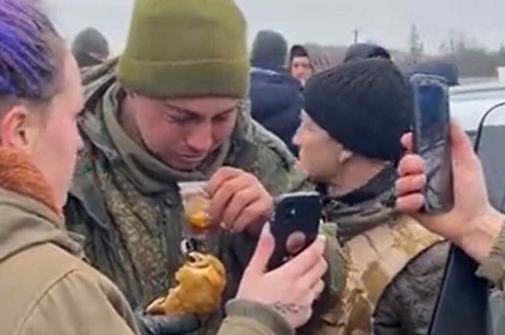 Soldado ruso en Ucrania