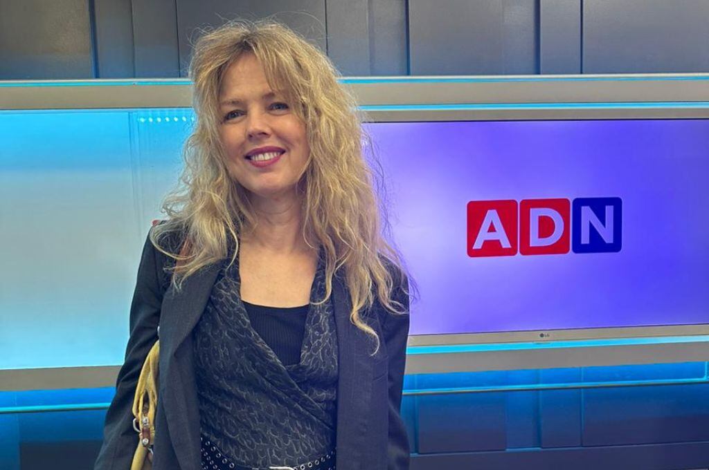 Christina Rosenvinge celebra los 30 años de "Que me parta un rayo"