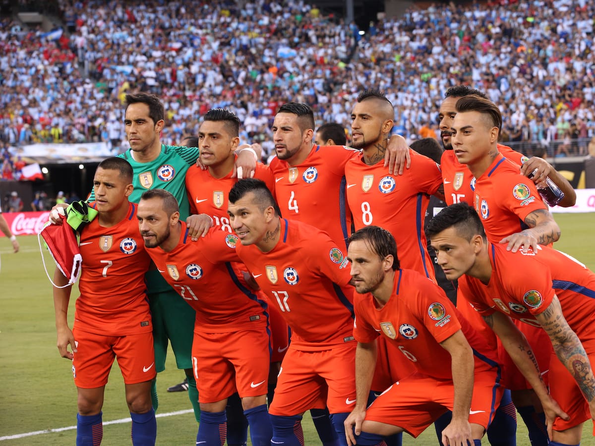 “Yo jugué en equipos chicos, no tuve la oportunidad de jugar en Barcelona, Bayern o Arsenal como mis compañeros; me tocó remarla...”