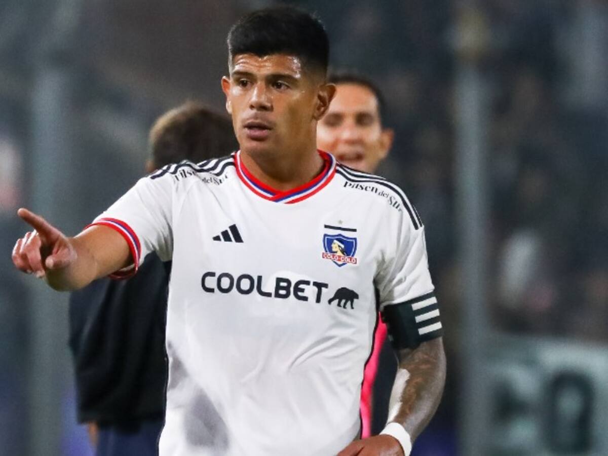 Esteban Pavez no se detiene en polémicas y solo piensa en Copa Libertadores: «Para Colo Colo lo mínimo es pasar de ronda»
