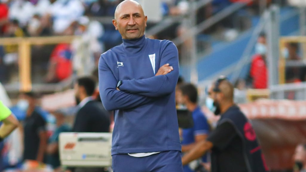 Cristián Paulucci encuentra club en España tras ser despedido de la UC