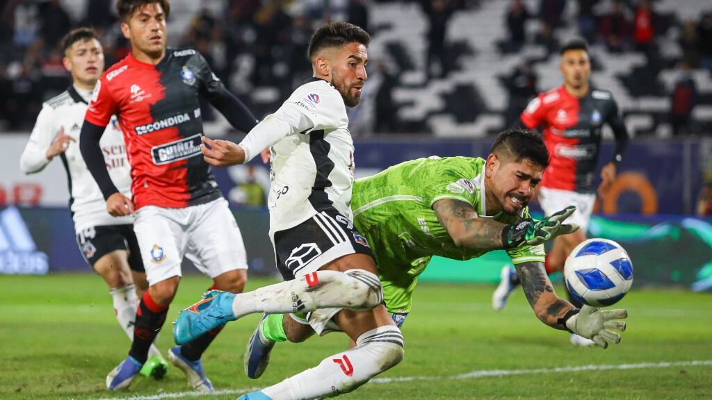 Jorge Valdivia: "Hubo un poco de exceso de confianza en Colo Colo, Antofagasta propuso poquito"