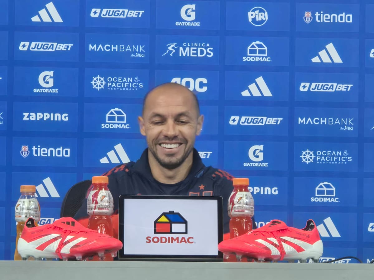 “Depende del jugador no soltar la camiseta”: Marcelo Díaz aborda la ausencia de Lucas Assadi en las citaciones y la falta de minutos sub 21 en la U