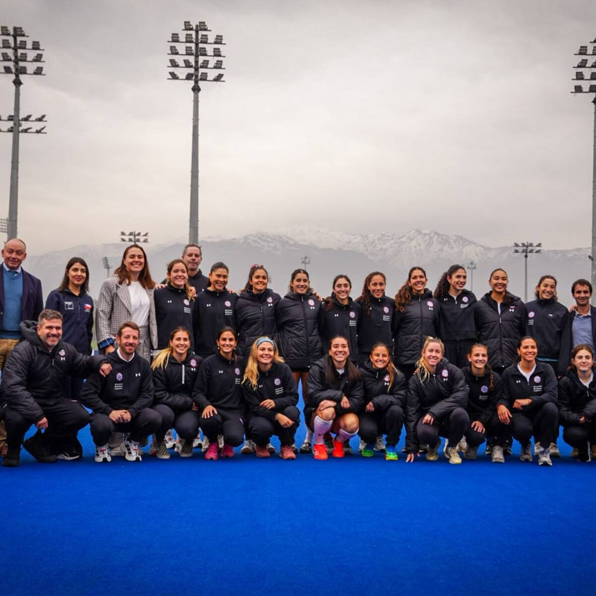 Las Diablas se despiden rumbo a su segundo Mundial de Hockey Césped: “Ser top 8 sería espectacular, nunca hemos tenido una instancia así”