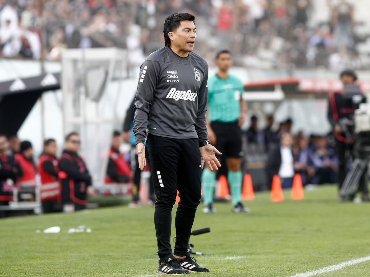 Sorpresa total en Coquimbo Unido: Esteban González estaría a un paso de dejar el club para dirigir en el extranjero