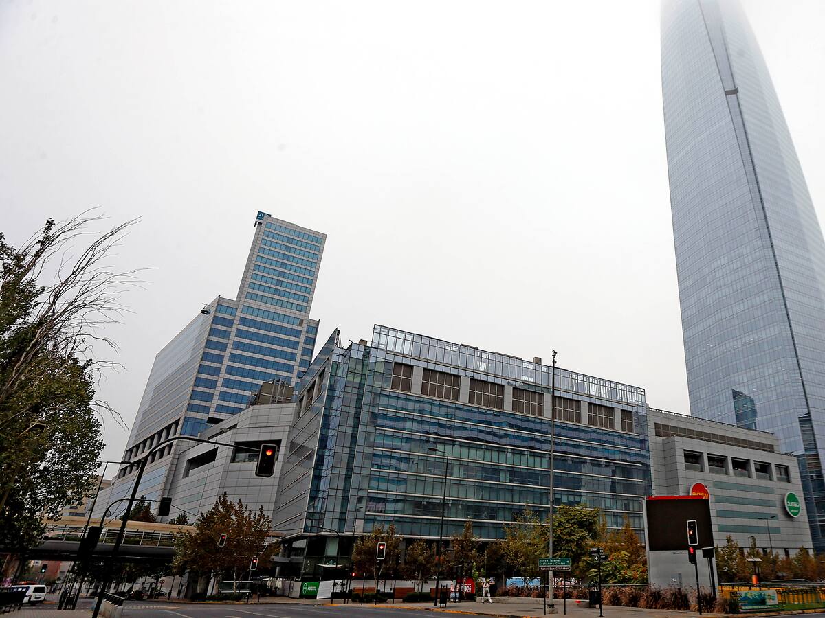 Alcaldesa Matthei y reapertura del Costanera Center: «Si vemos que alguna tienda o el mall no está cumpliendo, no vamos a dudar en clausurar»