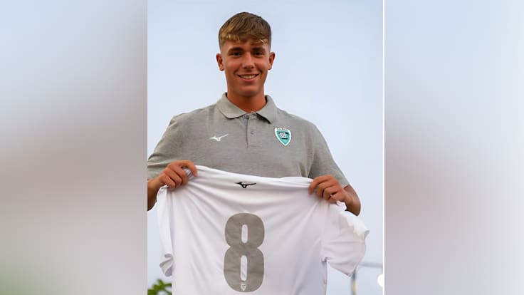 “Había demasiada presión”: hijo de esta figura mundial anunció su temprano retiro del fútbol a los 19 años