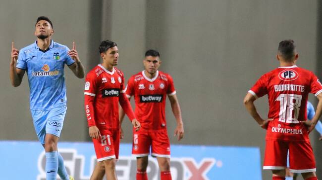 Con uno menos, O'Higgins vence a Unión La Calera y corta una racha de 7 partidos sin ganar en el Campeonato Nacional