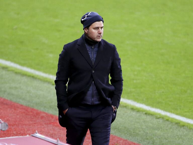 BREST, FRANCE - MAY 23: Coach of PSG Mauricio Pochettino during the Ligue 1 match between Stade Brestois 29 and Paris Saint-Germain (PSG) at Stade Francis Le Ble on May 23, 2021 in Brest, France. (Photo by John Berry/Getty Images)