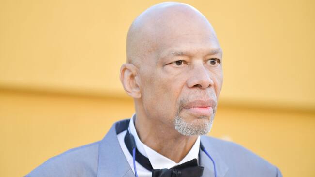 Kareem Abdul-Jabbar critica serie Lakers - HBO Max