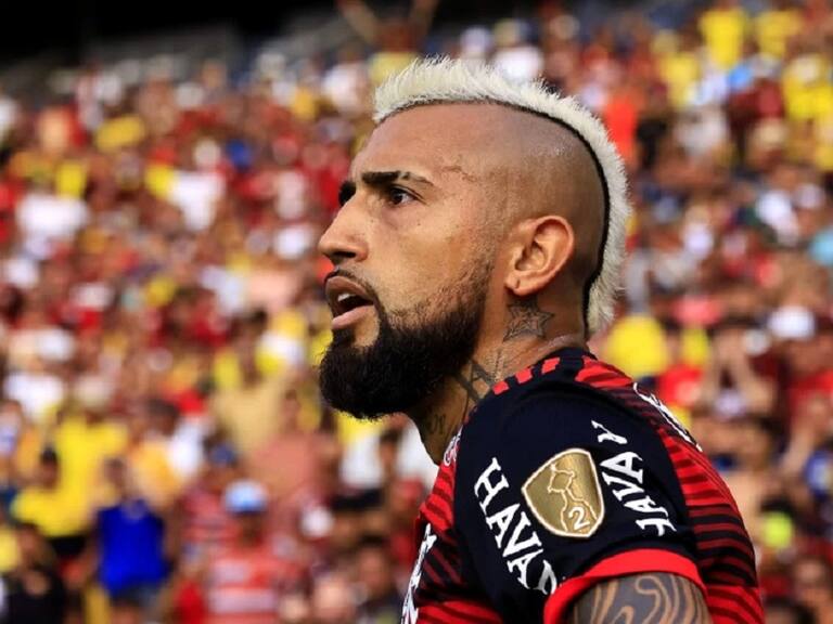 Flamengo castigó a Arturo Vidal tras berrinche del chileno en pleno partido del cuadro brasileño