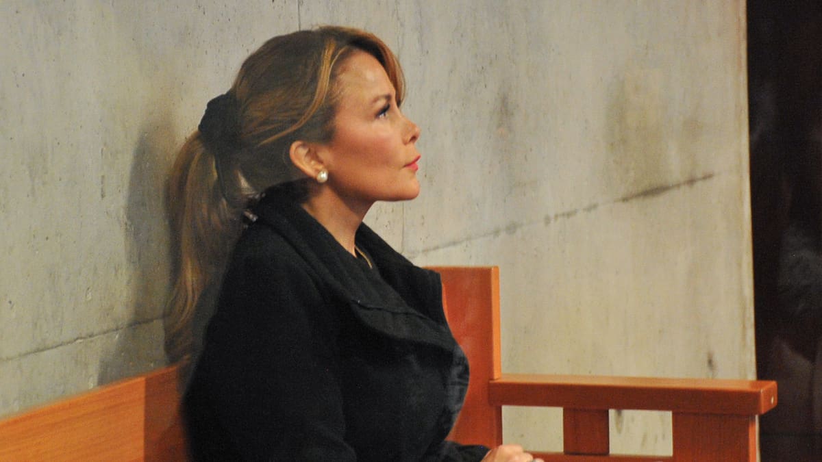 Fiscalía anuncia que apelará a cambio de medidas cautelares de Cathy Barriga tras salir de la cárcel