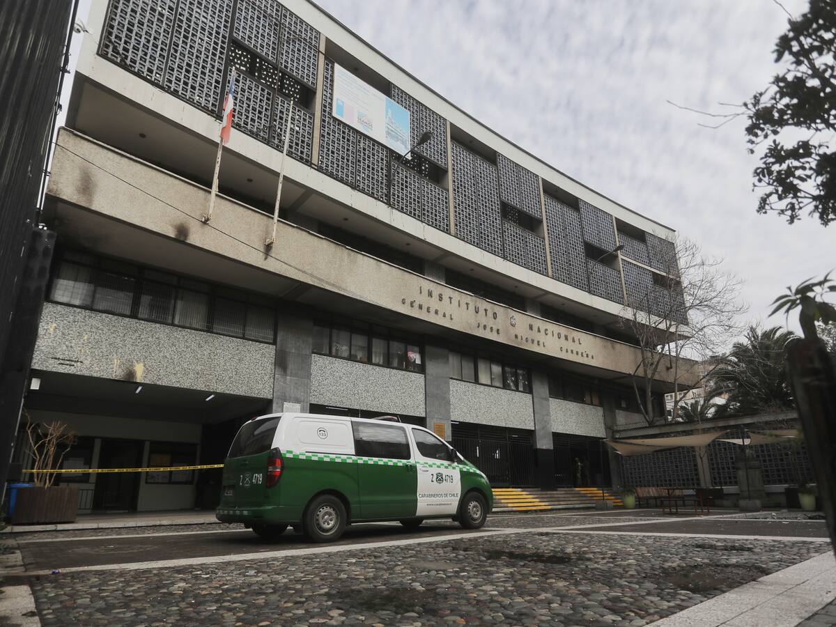 “No solo hay que sancionar al que la tira, sino al que la financia”: Desbordes por ataque con molotov en el Instituto Nacional