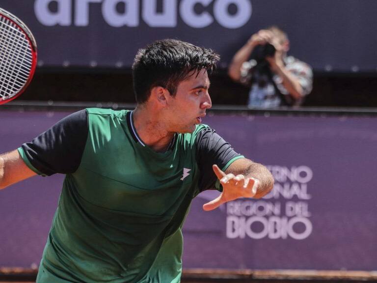15 de Febrero de 2021 / CONCEPCION
Tomas Barrios, en ATP Challenger de Concepcion, durante el estado de catastrofe de la pandemia covid-19
FOTO: RODRIGO GAJARDO / AGENCIAUNO