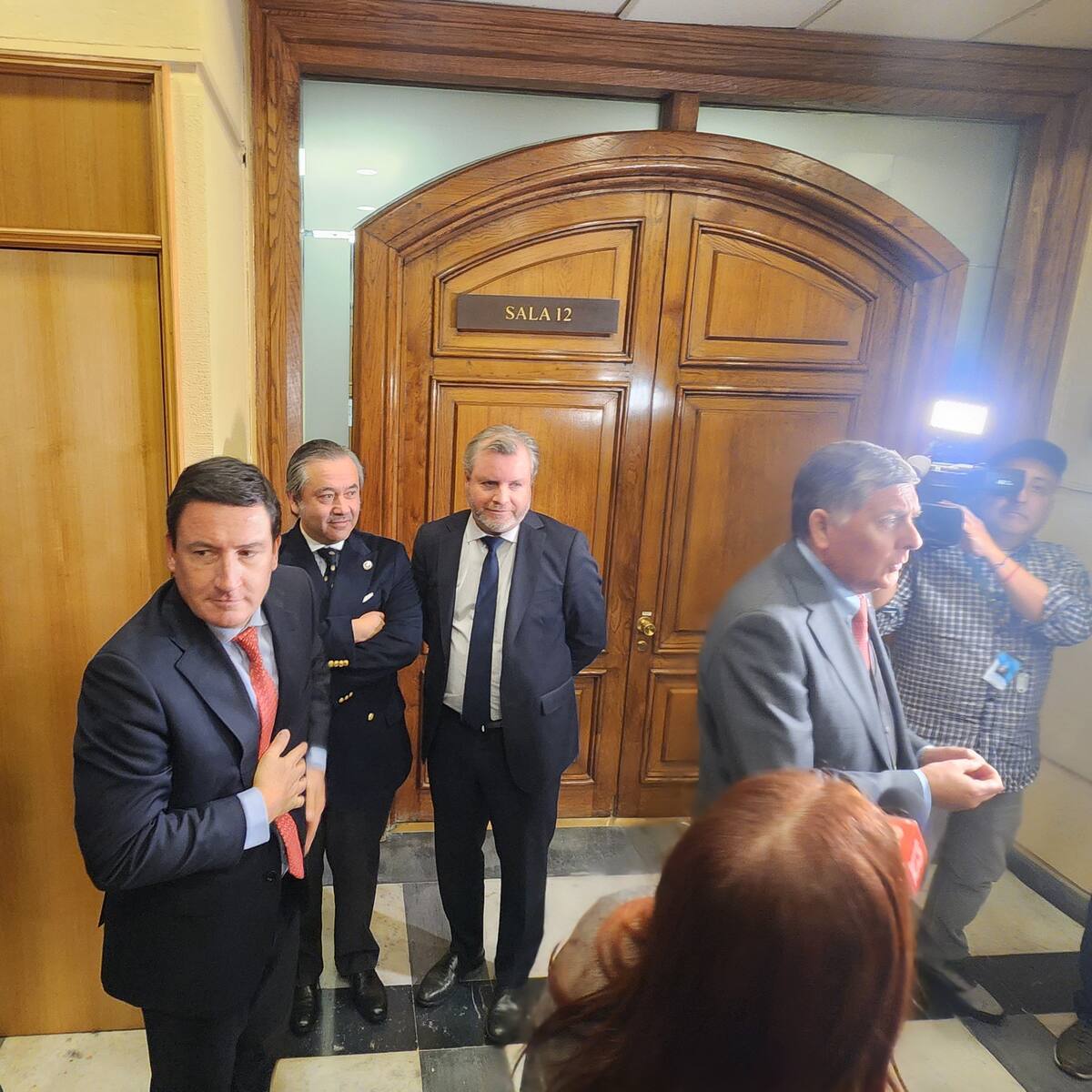 “Tenemos los votos, pero no están los senadores”: Gobierno retira la urgencia a ley de reconstrucción y postergan definición