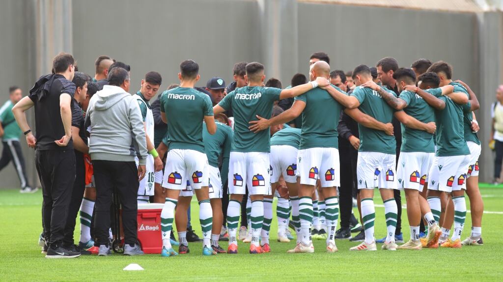 Wanderers se defiende por haber jugado ante Arica sin autorización: "Hay otros equipos que siguen jugando y les abren puertas en todos lados"