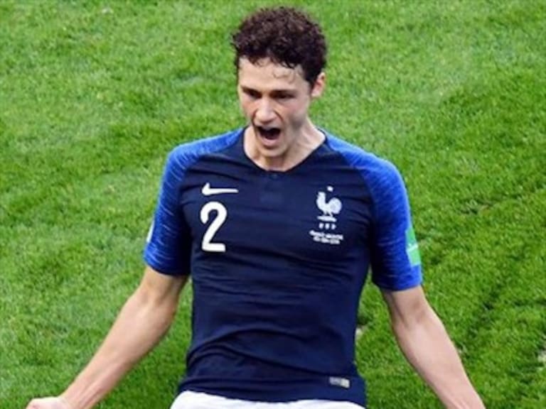 Benjamin Pavard aseguró que Franco di Santo es el futbolista más difícil que ha enfrentado