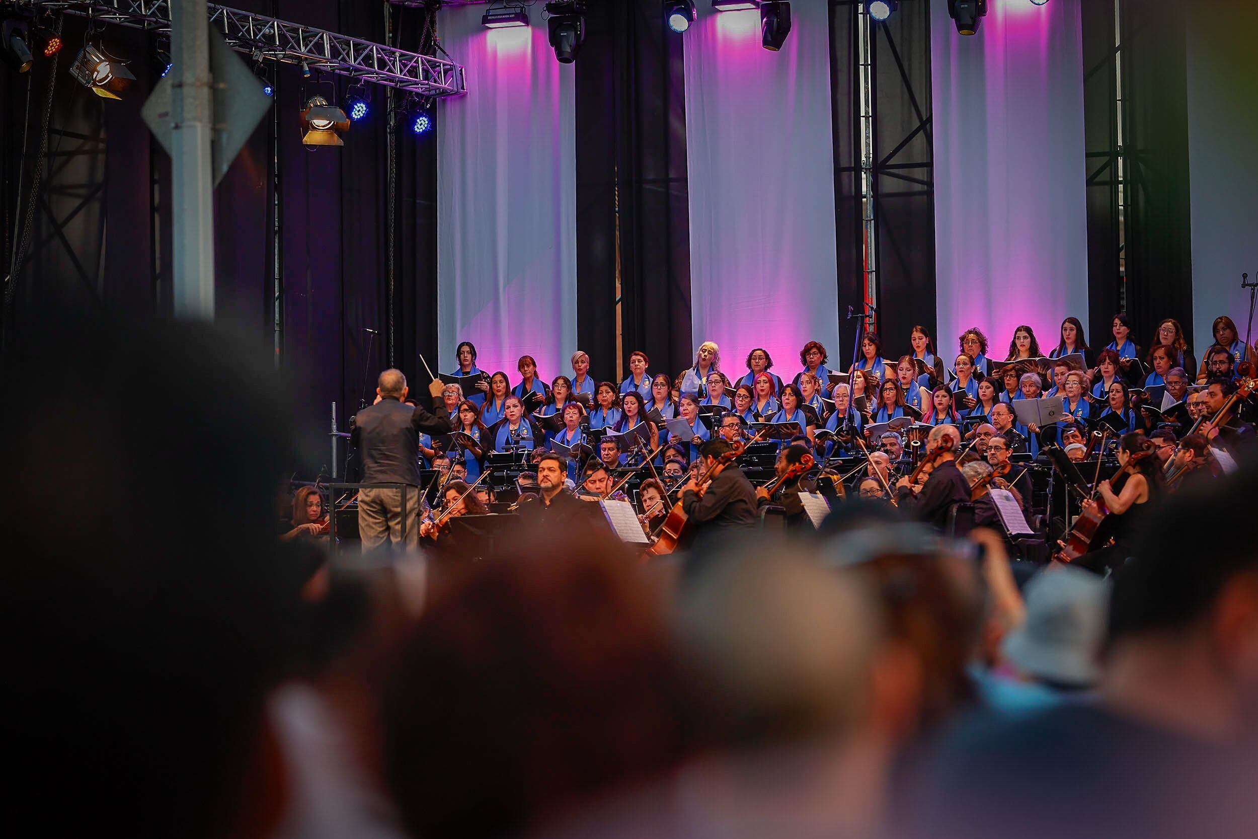 Concierto sinfónico en el Estadio Nacional